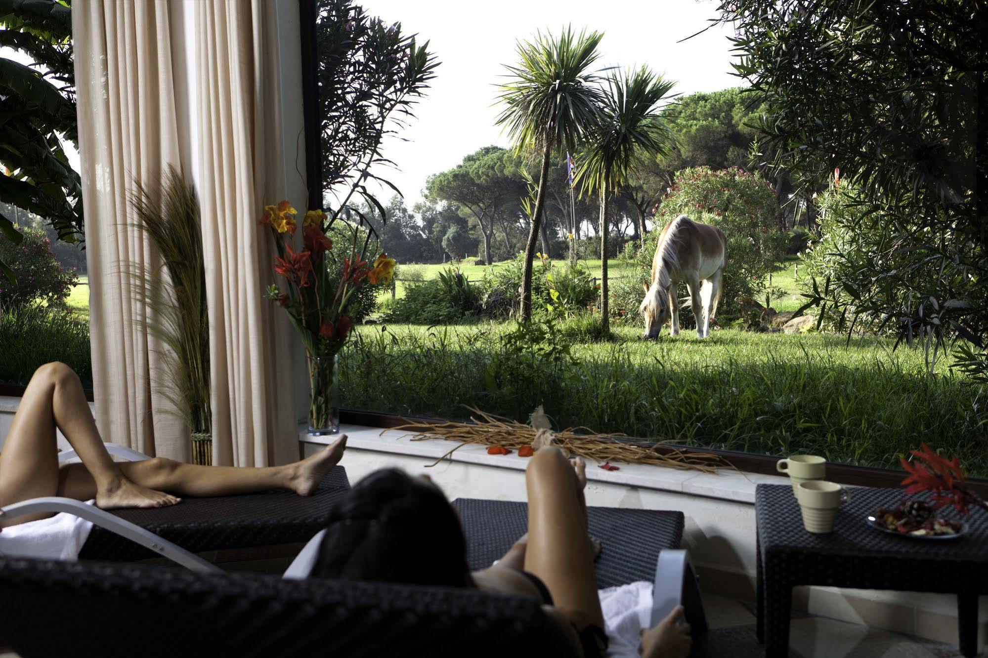 Hotel Fortezza Arborea Bagian luar foto